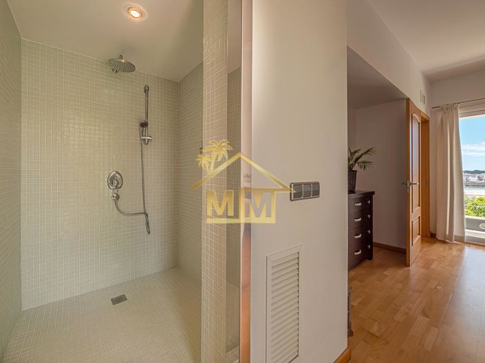 Image No.22-5 Bed Villa for sale