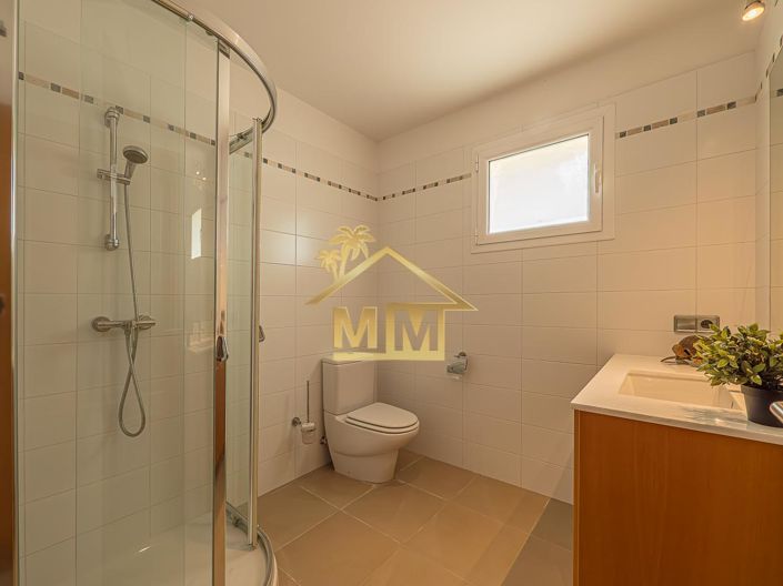 Image No.32-5 Bed Villa for sale