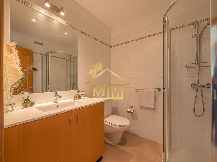 Image No.30-5 Bed Villa for sale