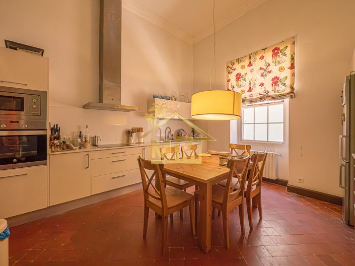 Image No.11-8 Bed House for sale