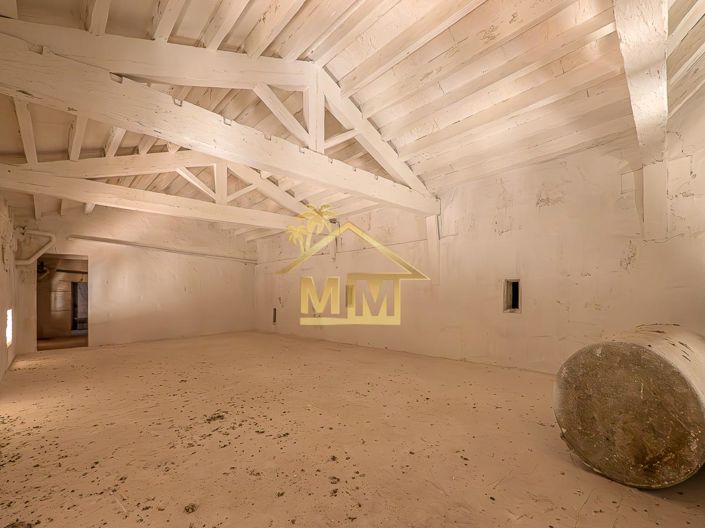 Image No.13-8 Bed House for sale