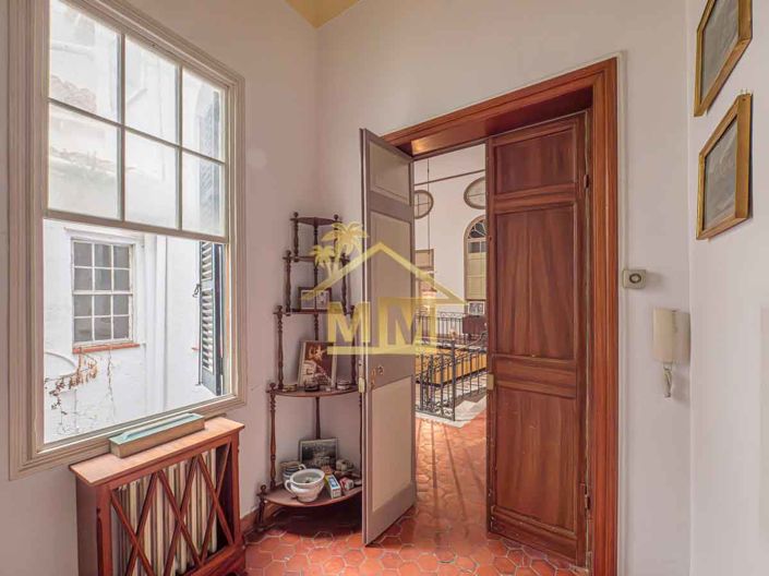 Image No.22-8 Bed House for sale