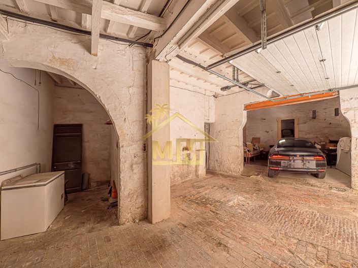 Image No.23-8 Bed House for sale