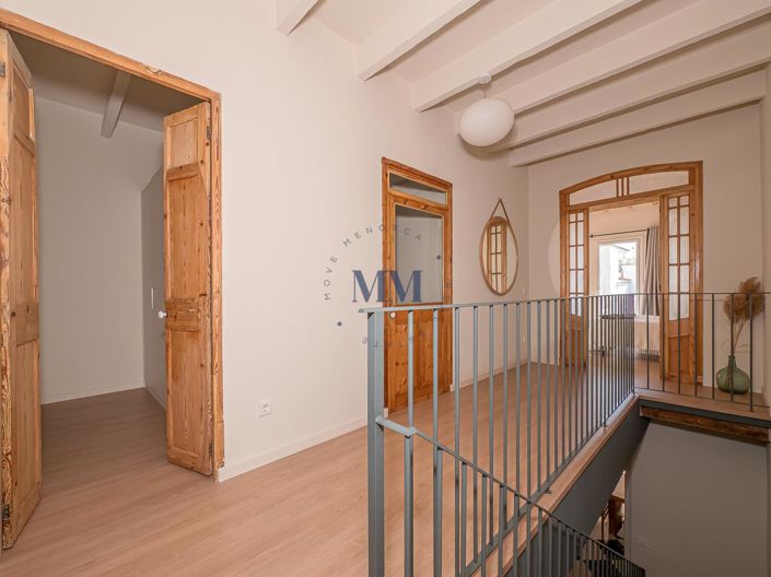 Image No.17-4 Bed Townhouse for sale