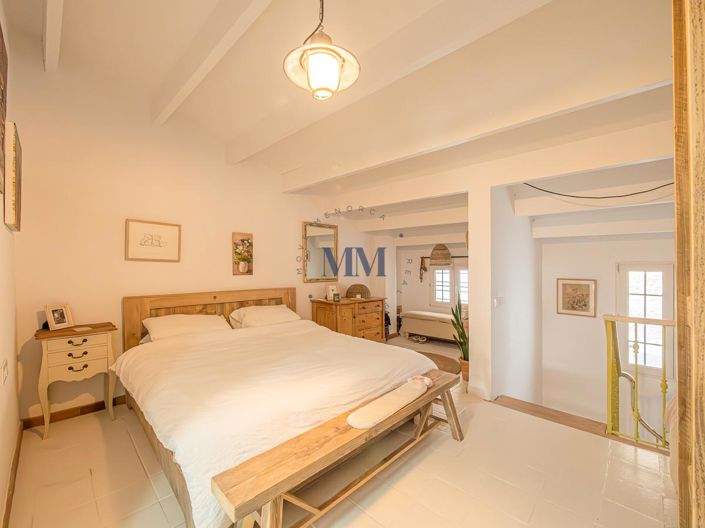 Image No.20-2 Bed House for sale