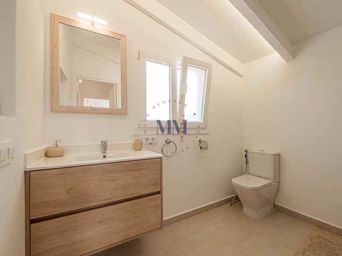 Image No.24-3 Bed Country House for sale