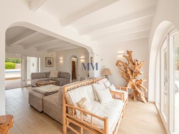 casa-en-biniparrell-020