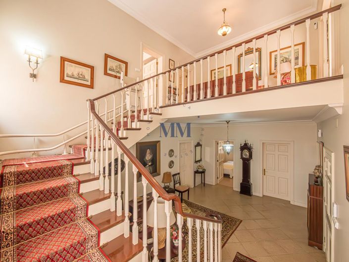 Image No.6-4 Bed House for sale