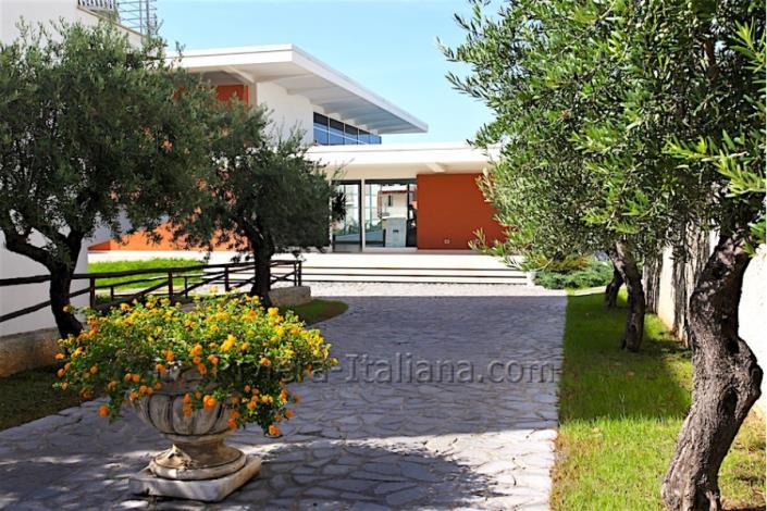 Image No.26-2 Bed Apartment for sale