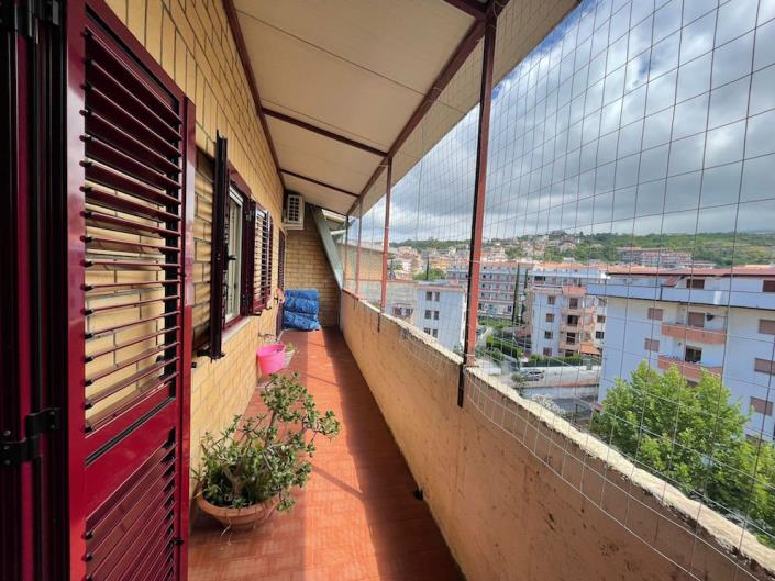 Image No.18-3 Bed Apartment for sale