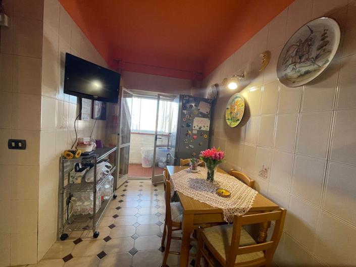 Image No.25-3 Bed Apartment for sale