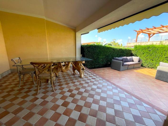 Image No.37-2 Bed Semi-Detached for sale