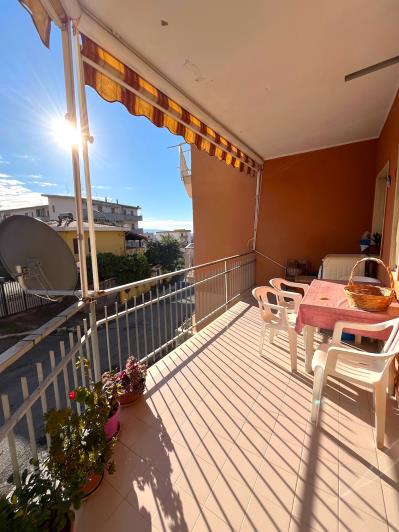 Image No.18-2 Bed Apartment for sale