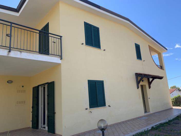 Image No.4-Maison de 3 chambres à vendre à Scalea