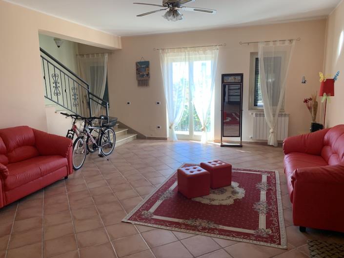 Image No.11-Maison de 3 chambres à vendre à Scalea