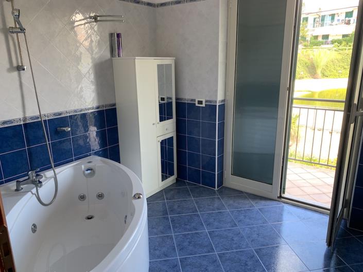 Image No.33-Maison de 3 chambres à vendre à Scalea