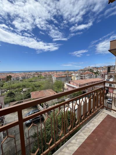 Image No.24-1 Bed Apartment for sale