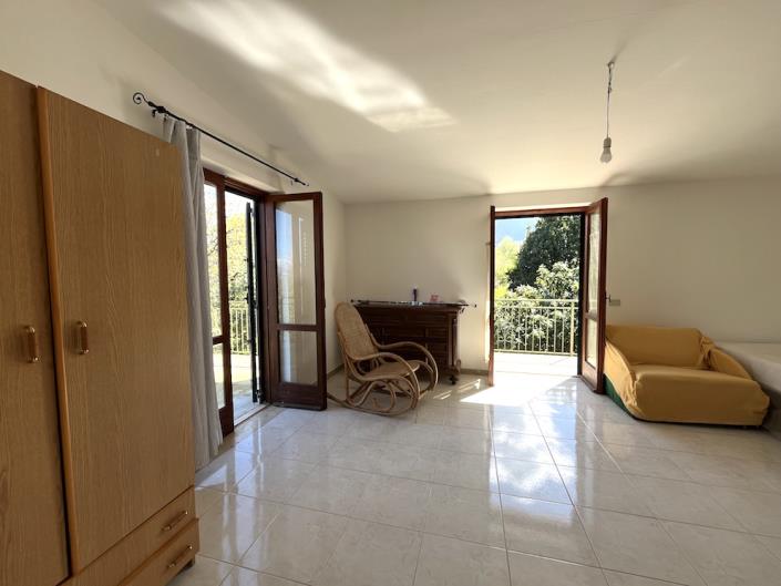 Image No.20-2 Bed Villa / Detached for sale