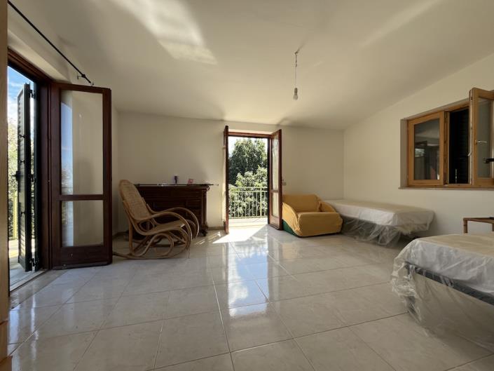 Image No.21-2 Bed Villa / Detached for sale