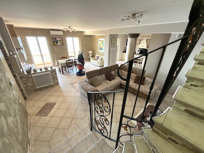 Image No.30-4 Bed Villa for sale