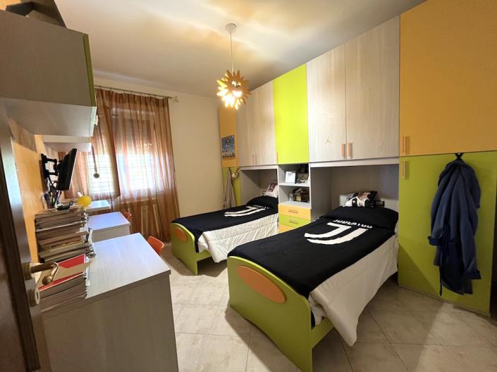 Image No.43-4 Bed Villa for sale