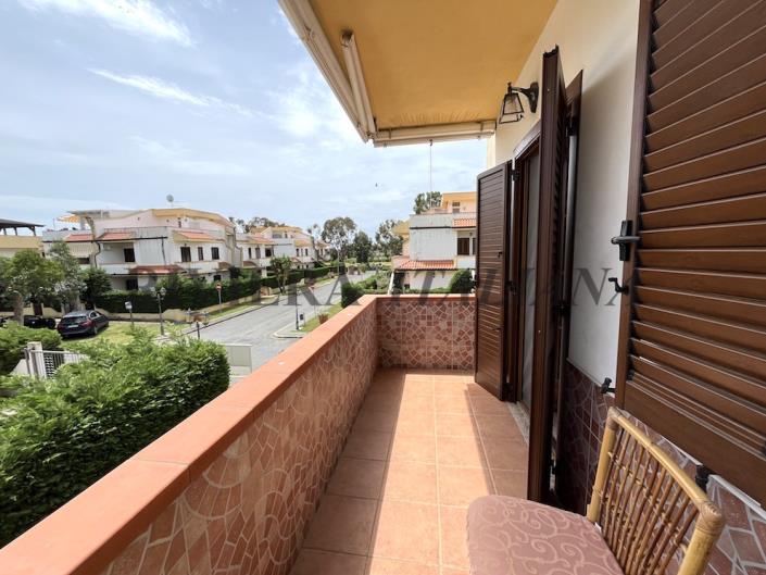 Image No.20-2 Bed Apartment for sale