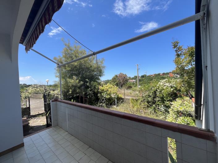 Image No.33-2 Bed Apartment for sale