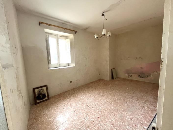 Image No.19-2 Bed Apartment for sale