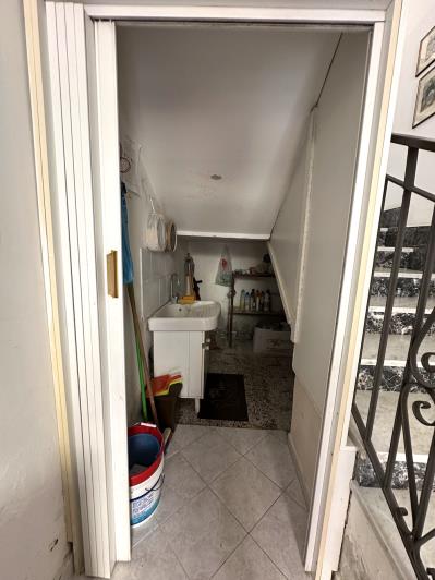 Image No.14-2 Bed House for sale