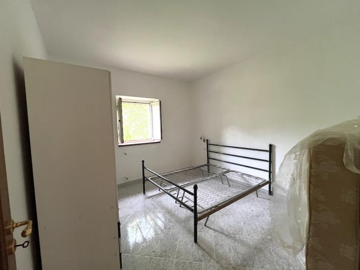 Image No.15-Maison de campagne de 2 chambres à vendre à Papasidero