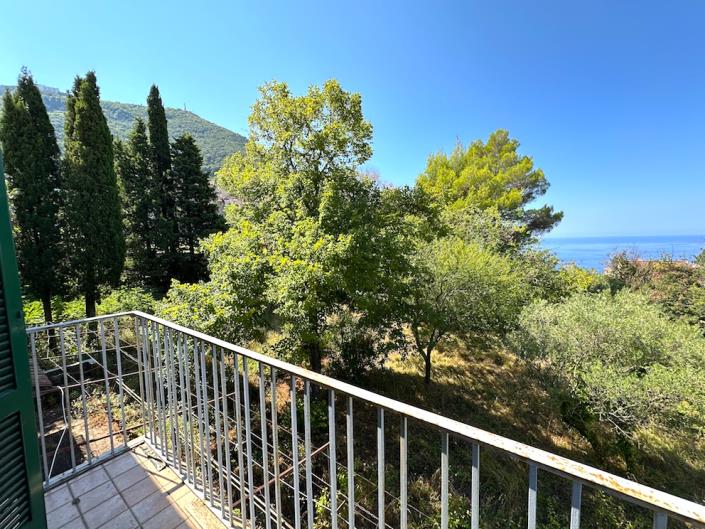 Image No.4-4 Bed Villa / Detached for sale