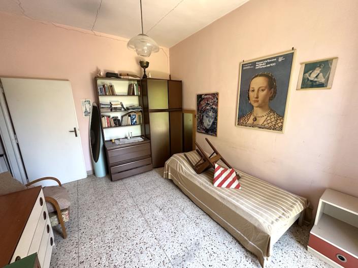 Image No.14-4 Bed Villa / Detached for sale