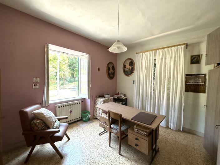 Image No.23-4 Bed Villa / Detached for sale