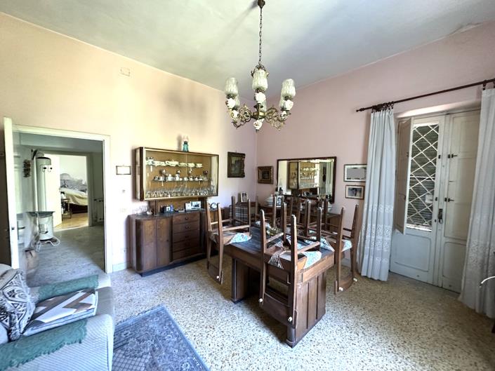 Image No.25-4 Bed Villa / Detached for sale