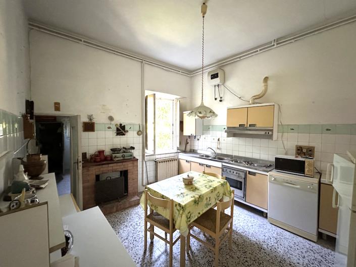 Image No.28-4 Bed Villa / Detached for sale