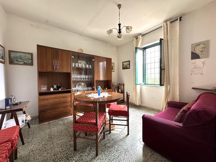 Image No.2-Maison de campagne de 2 chambres à vendre à Papasidero