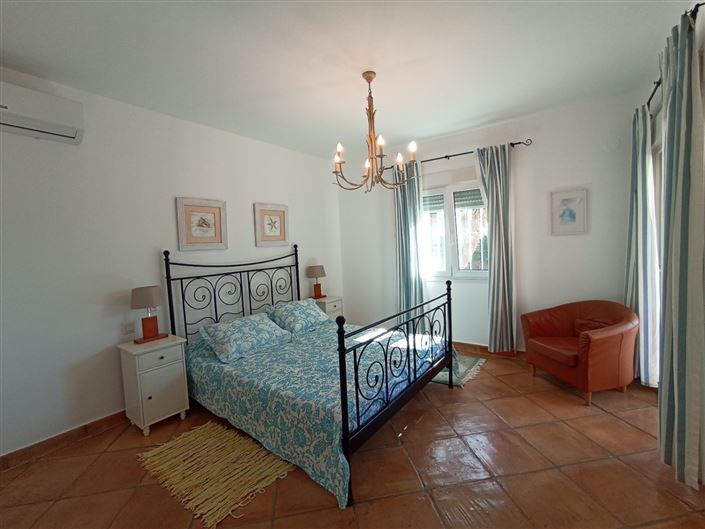 Image No.47-4 Bed Villa for sale