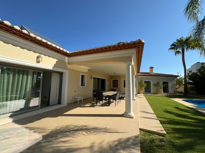 Image No.23-4 Bed Villa for sale