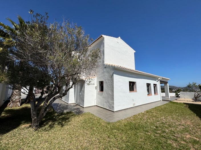 Image No.68-3 Bed Villa for sale