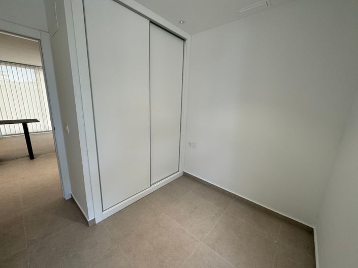 Image No.13-4 Bed Villa for sale