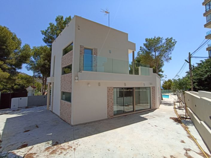 Image No.42-4 Bed Villa for sale