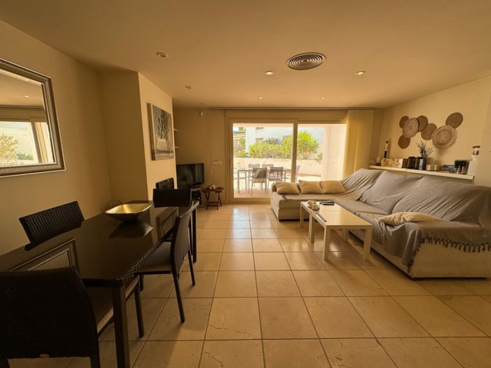 Image No.10-3 Bed Apartment for sale