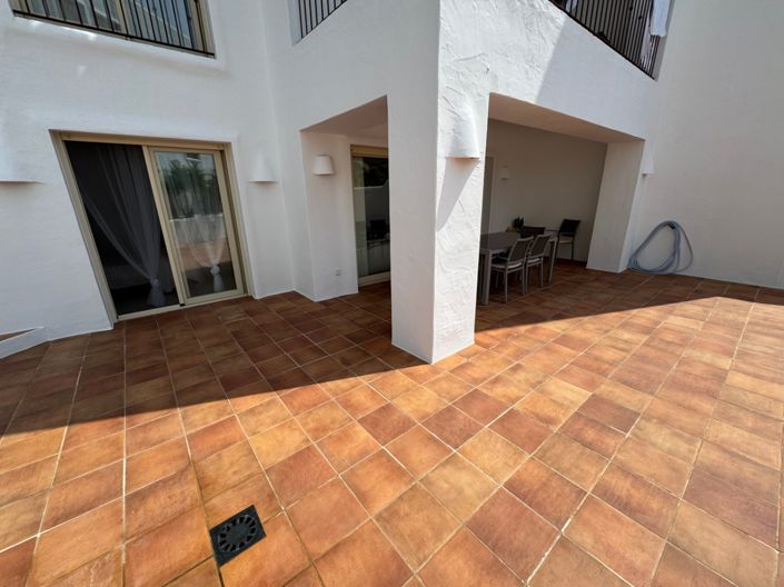 Image No.29-3 Bed Apartment for sale