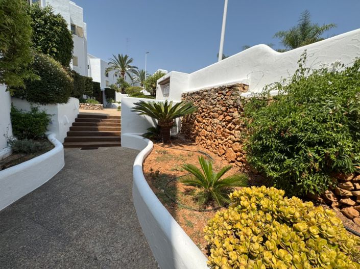 Image No.43-3 Bed Apartment for sale