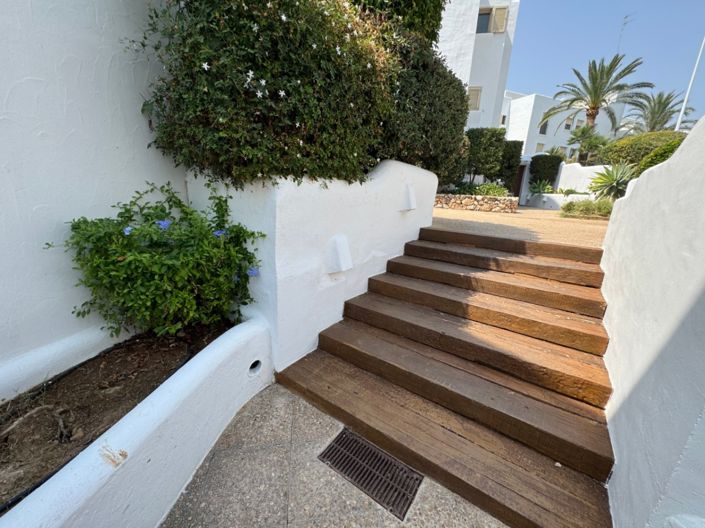 Image No.45-3 Bed Apartment for sale