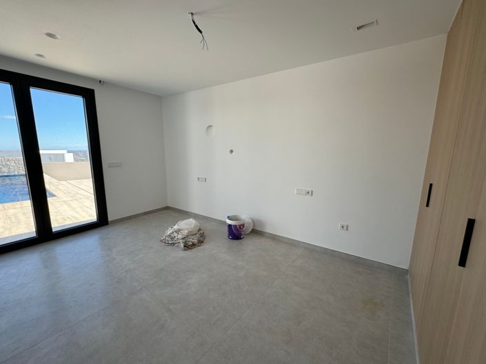 Image No.21-3 Bed Villa for sale