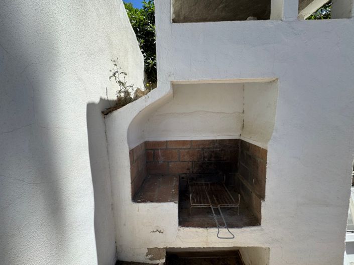 Image No.28-2 Bed Apartment for sale