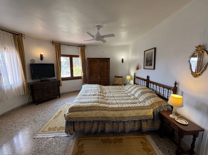 Image No.37-3 Bed Villa for sale