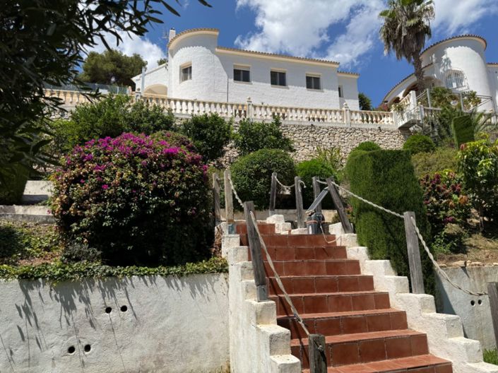 Image No.48-4 Bed Villa for sale