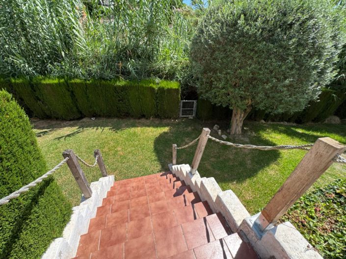 Image No.59-4 Bed Villa for sale